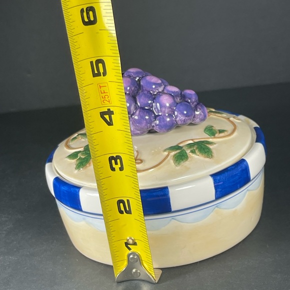 Bella Casa by Ganz Covered Trinket Dish/ Bowl 3D Grapes Lid Grapevines - Picture 3 of 10